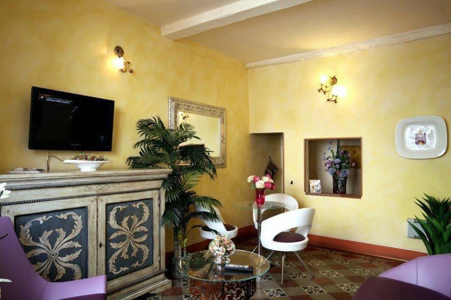 Baldovino Di Monte Bed & Breakfast Monte San Savino Dış mekan fotoğraf